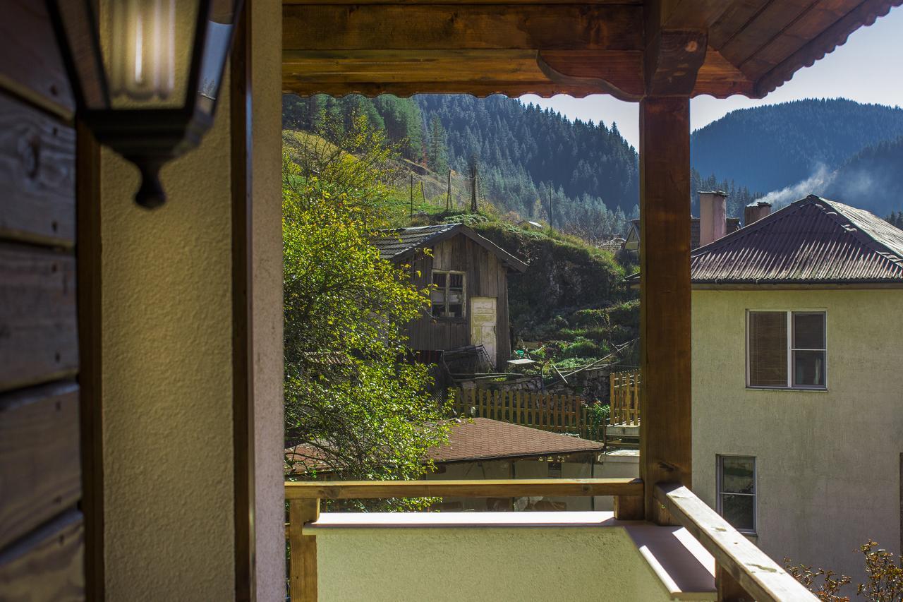 Trigrad Hotel Exterior foto